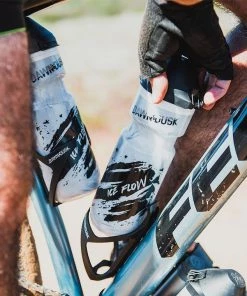 Dawn To Dusk Sideburn 6 Water Bottle Cage For Gravel And Mountain Bikes (Left) | Bottle Cages -New Triathlete Store lYD 7suy hOVcPt7WZS0BWkhY